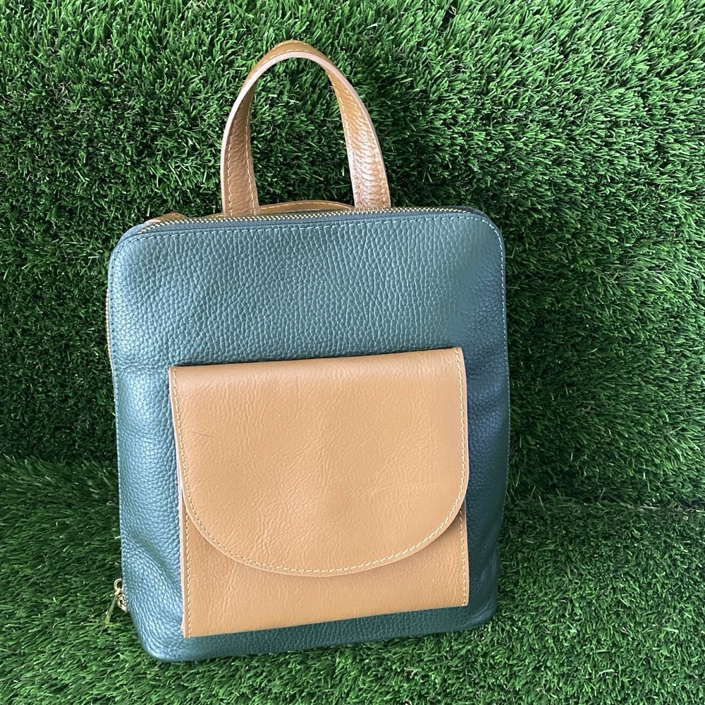 Divina Firenze Made in ITALY Green‎ & Tan Leather Womens Backpack Purse